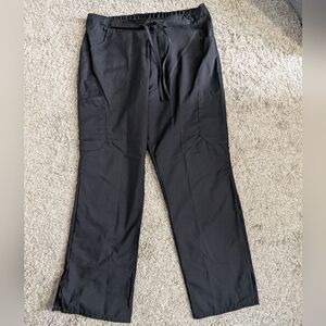 Black Straight-Leg Cargo Pocket Scrub Pants
